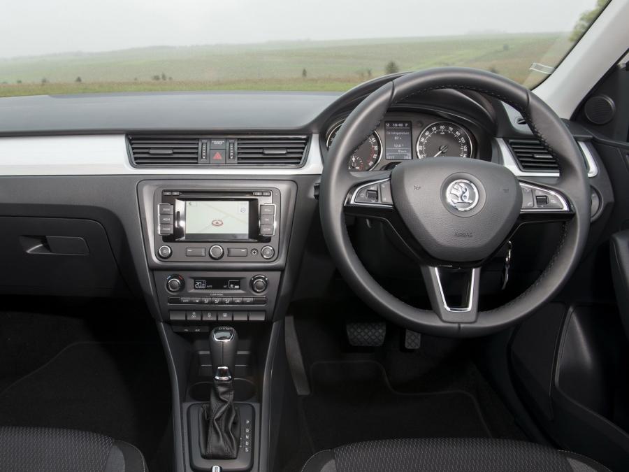  Skoda Rapid Spaceback 2013 года  (UK) (фото 23 из 26)